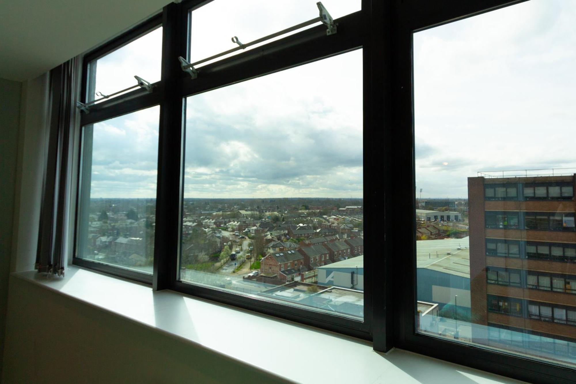 Dashing 1br Penthouse Near Mcr Stadiums Apartamento